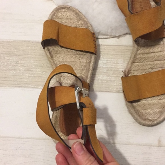 Zara suede leather anklebuckle mustard espadrilles - Picture 2 of 3